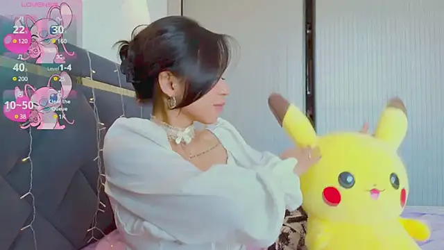 Snapshot of Mia_Tin chatting on March 21, 2025, 8:50 am Mia Tin online show from March 21, 2025, 8:50 am