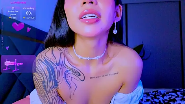 Mia Tin online show from March 28, 2026, 5:25 pm