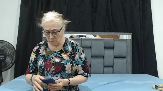 Sexytaty2022 online show from March 12, 2025, 1:03 am