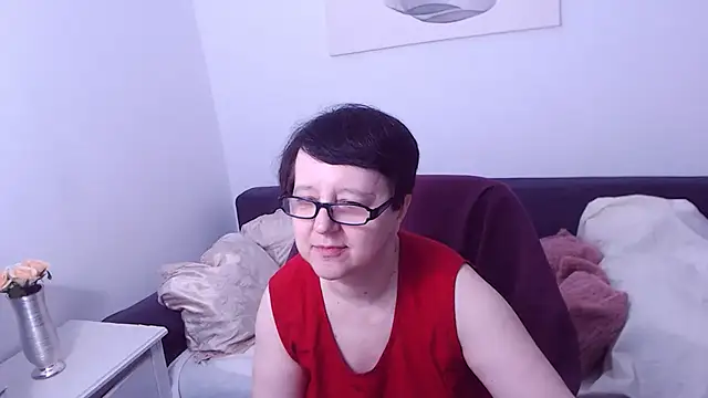 Snapshot of ChristaRose chatting on October 19, 2025, 2:20 pm ChristaRose online show from October 19, 2025, 2:20 pm