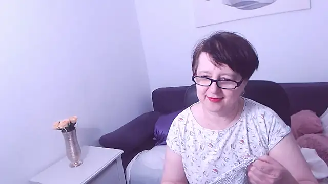 Snapshot of ChristaRose chatting on March 20, 2025, 10:18 pm ChristaRose online show from March 20, 2025, 10:18 pm