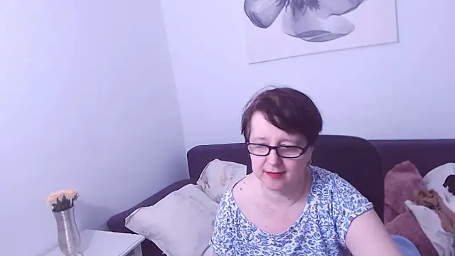 Snapshot of ChristaRose chatting on March 13, 2025, 6:56 pm ChristaRose online show from March 13, 2025, 6:56 pm