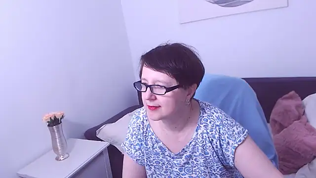 Snapshot of ChristaRose chatting on March 13, 2025, 3:50 pm ChristaRose online show from March 13, 2025, 3:50 pm