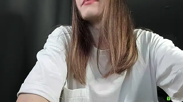 Courtney Luv online show from January 11, 2026, 12:56 pm