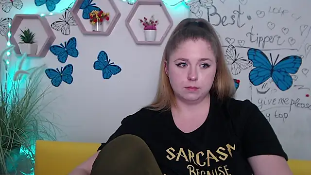 Snapshot of JessikaDaniel chatting on March 19, 2025, 1:18 pm JessikaDaniel online show from March 19, 2025, 1:18 pm