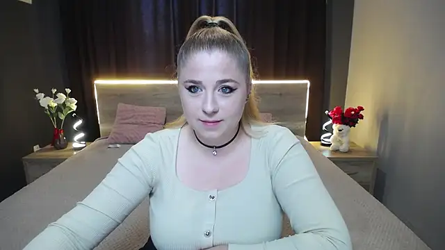 Snapshot of JessikaDaniel chatting on September 19, 2025, 6:17 am JessikaDaniel online show from September 19, 2025, 6:17 am