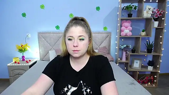 Snapshot of JessikaDaniel chatting on March 21, 2025, 10:17 am JessikaDaniel online show from March 21, 2025, 10:17 am