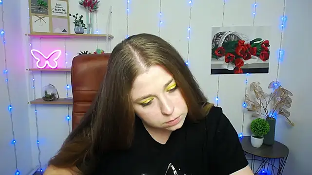 Snapshot of JessikaDaniel chatting on March 4, 2025, 10:24 am JessikaDaniel online show from March 4, 2025, 10:24 am