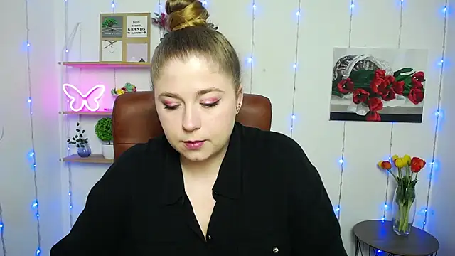 Snapshot of JessikaDaniel chatting on March 22, 2025, 7:15 am JessikaDaniel online show from March 22, 2025, 7:15 am