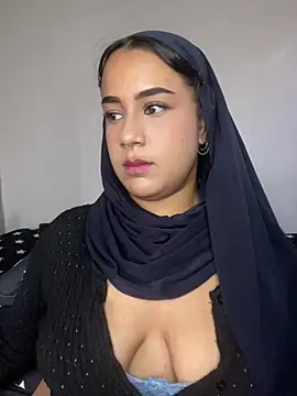 Snapshot of Maryam_yamal chatting on January 30, 2025, 8:10 pm Maryam yamal online show from January 30, 2025, 8:10 pm