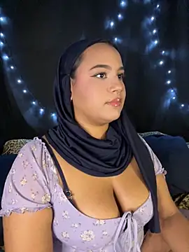 Snapshot of Maryam_yamal chatting on November 7, 2025, 8:46 pm Maryam yamal online show from November 7, 2025, 8:46 pm