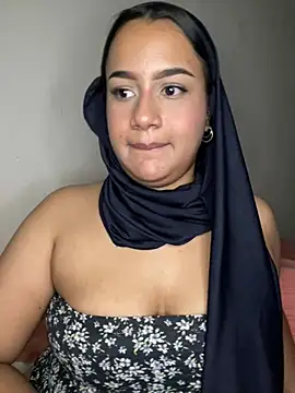 Snapshot of Maryam_yamal chatting on February 21, 2025, 9:43 pm Maryam yamal online show from February 21, 2025, 9:43 pm