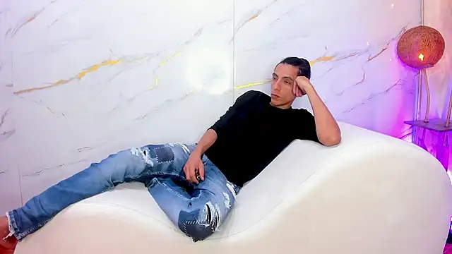 SecretsParty online show from March 8, 2026, 3:21 am