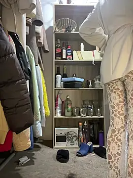 Snapshot of DulceMya6 chatting on March 20, 2025, 1:35 am DulceMya6 online show from March 20, 2025, 1:35 am