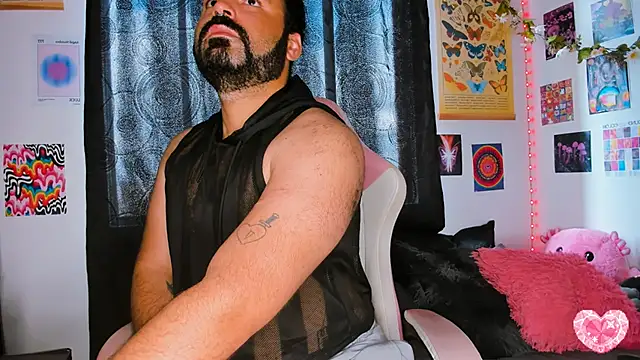 Snapshot of johnnyalx chatting on March 18, 2025, 3:44 pm johnnyalx online show from March 18, 2025, 3:44 pm