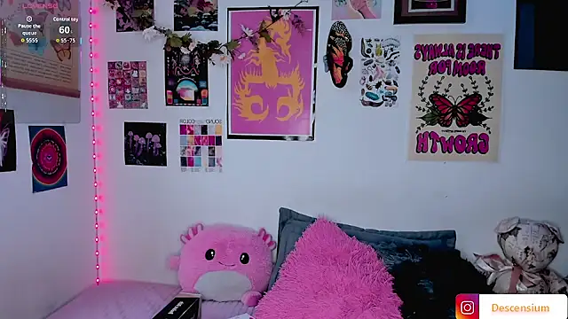 Snapshot of johnnyalx chatting on November 12, 2025, 9:29 pm johnnyalx online show from November 12, 2025, 9:29 pm