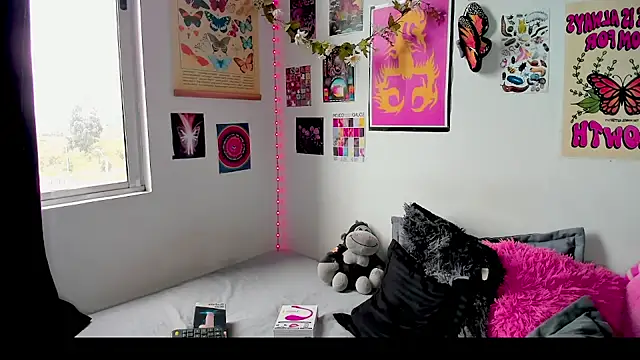 Snapshot of johnnyalx chatting on October 1, 2025, 5:17 pm johnnyalx online show from October 1, 2025, 5:17 pm