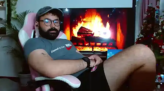 Snapshot of johnnyalx chatting on December 21, 2024, 2:30 am johnnyalx online show from December 21, 2024, 2:30 am