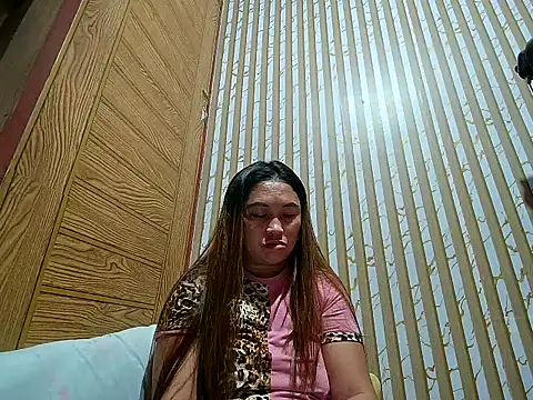 LalaiAsian online show from February 22, 2026, 4:19 pm