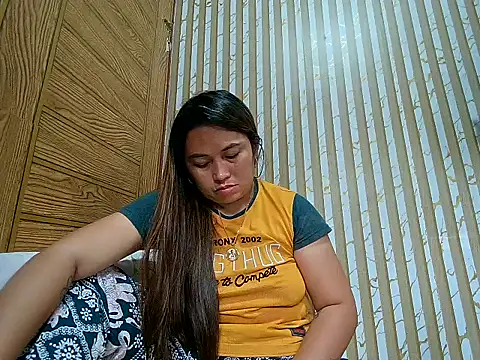 LalaiAsian online show from December 19, 2025, 1:09 am