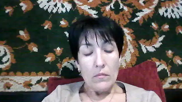 SunnyAmorre online show from September 25, 2025, 10:10 am