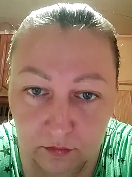 Snapshot of Rini333 chatting on July 2, 2026, 12:55 am Rini333 online show from July 2, 2026, 12:55 am
