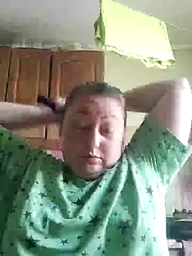 Snapshot of Rini333 chatting on July 13, 2026, 10:58 am Rini333 online show from July 13, 2026, 10:58 am