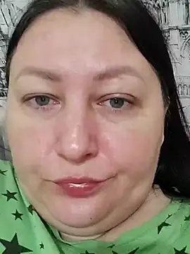 Rini333 online show from October 27, 2025, 6:14 am