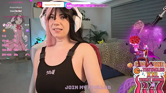 ninapoledance online show from September 25, 2025, 6:58 pm