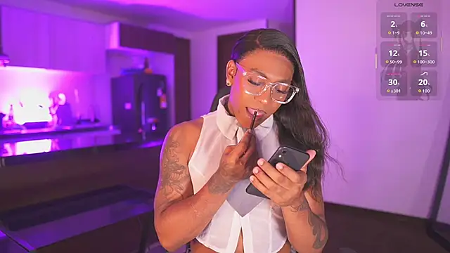 AmberRaus online show from March 25, 2026, 12:11 am