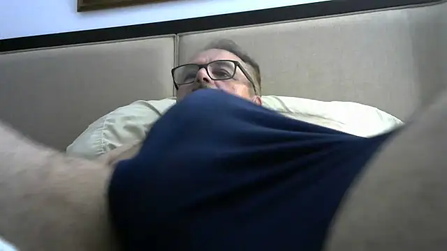 Snapshot of HungHugeMaxMagnummann chatting on August 6, 2026, 2:06 am HungHugeMaxMagnummann online show from August 6, 2026, 2:06 am