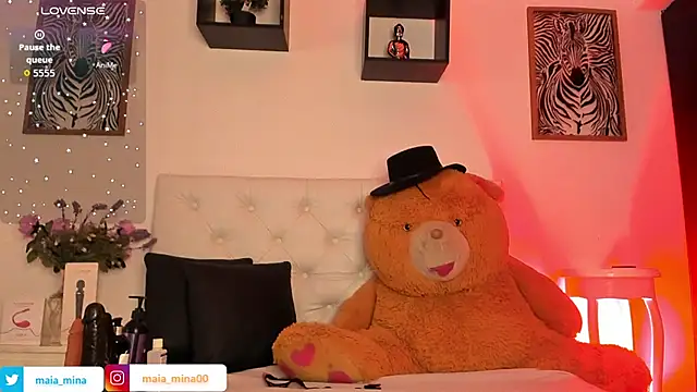 Sharon smiith online show from October 2, 2025, 1:09 am