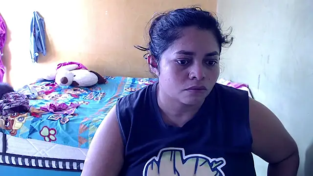 yulieth bbw online show from December 3, 2025, 2:27 pm