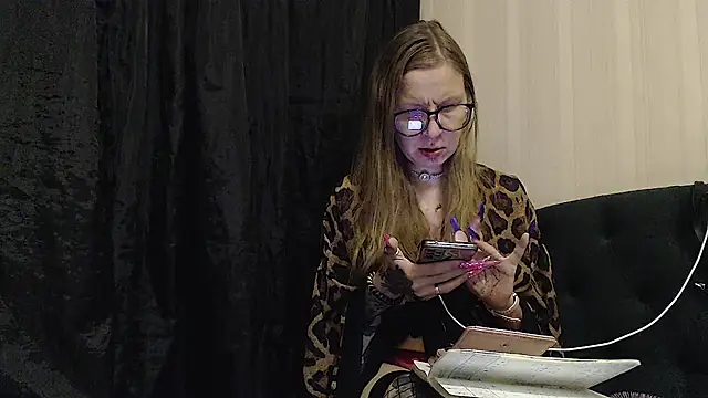 Snapshot of alexandra_zaryanova chatting on October 24, 2025, 3:11 pm alexandra zaryanova online show from October 24, 2025, 3:11 pm