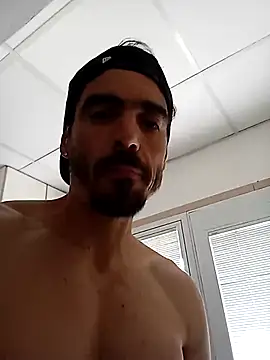 Snapshot of Luckyan10 chatting on October 28, 2025, 1:21 pm Luckyan10 online show from October 28, 2025, 1:21 pm