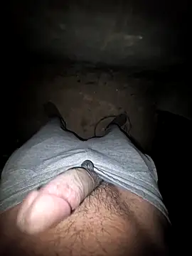 Snapshot of breejs chatting on November 18, 2025, 3:04 pm breejs online show from November 18, 2025, 3:04 pm