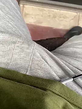 Snapshot of MALEHYPER chatting on February 22, 2025, 7:23 am MALEHYPER online show from February 22, 2025, 7:23 am