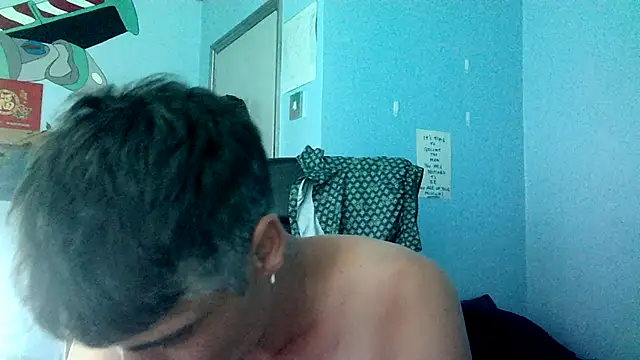 Snapshot of houseofbrats chatting on June 29, 2026, 12:05 pm houseofbrats online show from June 29, 2026, 12:05 pm