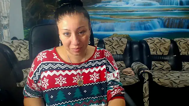 MoistMady online show from October 1, 2025, 3:22 am