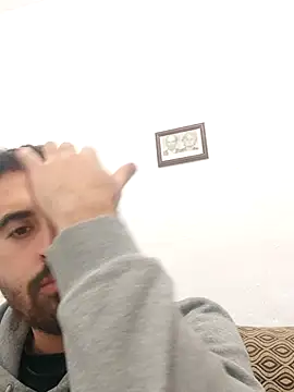 Antonio123499 online show from December 18, 2025, 12:05 am