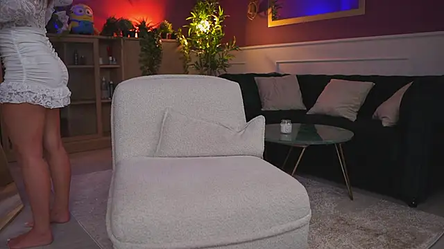 AshleySinn online show from March 5, 2026, 10:45 am