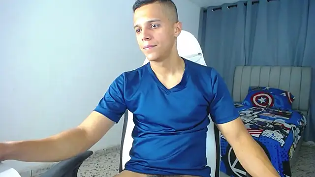 Snapshot of DavidAngell7 chatting on January 20, 2025, 3:15 am DavidAngell7 online show from January 20, 2025, 3:15 am