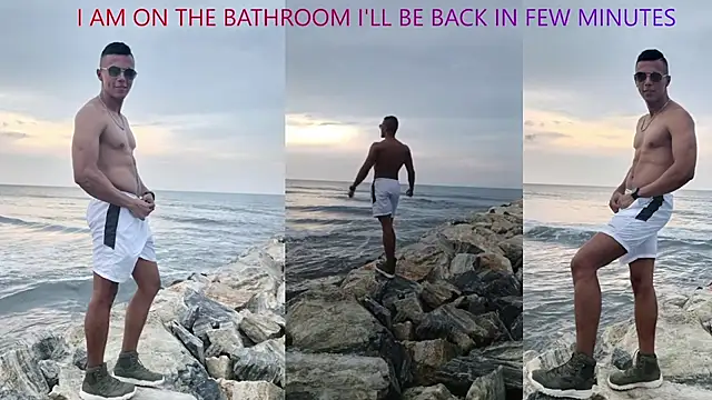 Snapshot of DavidAngell7 chatting on February 5, 2025, 4:06 am DavidAngell7 online show from February 5, 2025, 4:06 am