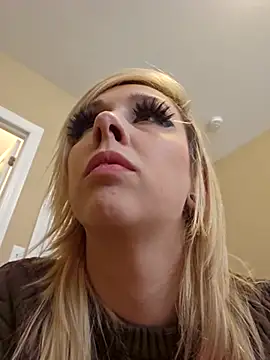 AmethystFoxx online show from February 15, 2026, 8:08 pm