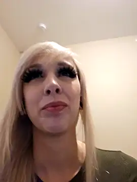 AmethystFoxx online show from December 20, 2025, 12:13 am