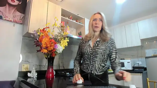 ashleymilf 1 online show from November 6, 2025, 2:54 pm