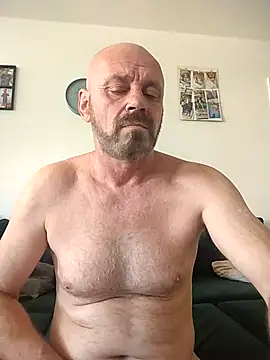 Snapshot of wilkalfa chatting on May 3, 2026, 12:31 pm wilkalfa online show from May 3, 2026, 12:31 pm