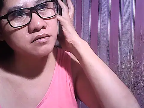 Snapshot of sweetsosie18 chatting on November 16, 2025, 2:55 pm sweetsosie18 online show from November 16, 2025, 2:55 pm