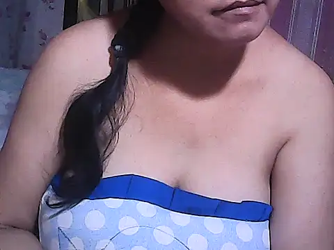 Snapshot of sweetsosie18 chatting on November 23, 2025, 10:14 am sweetsosie18 online show from November 23, 2025, 10:14 am