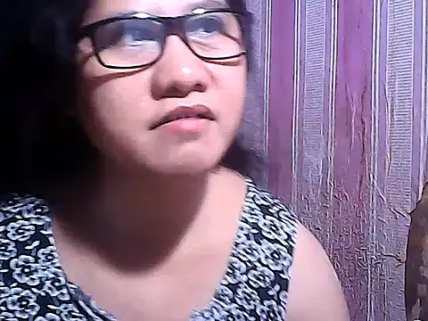 Snapshot of sweetsosie18 chatting on November 3, 2025, 6:40 am sweetsosie18 online show from November 3, 2025, 6:40 am